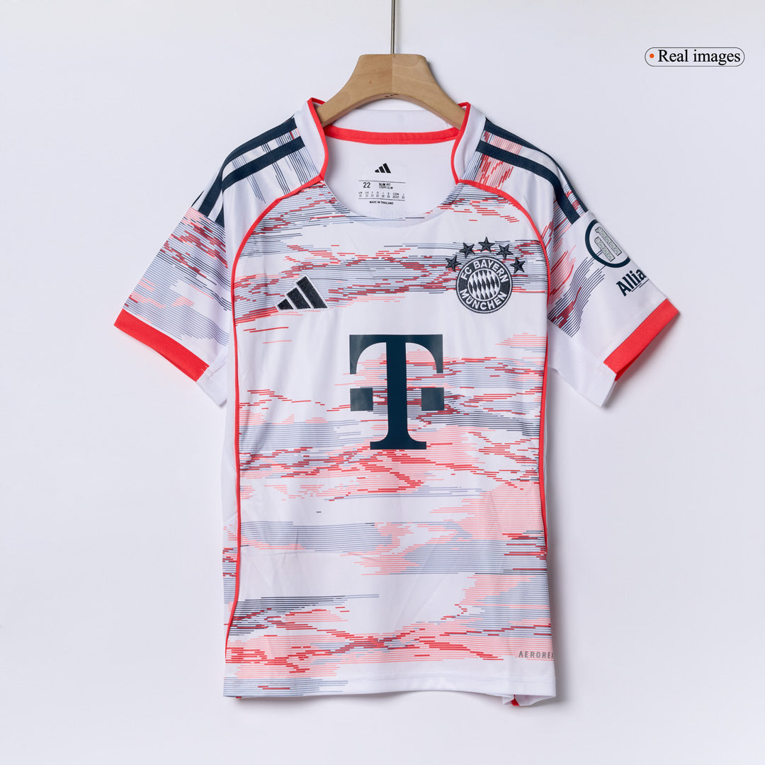 Kid's Bayern Munich Away Soccer Jersey Kit(Jersey+Shorts+Socks) 2025/26 White