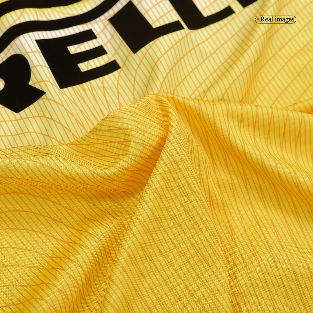 Třetí Retro Dres Inter Milan 2002/03