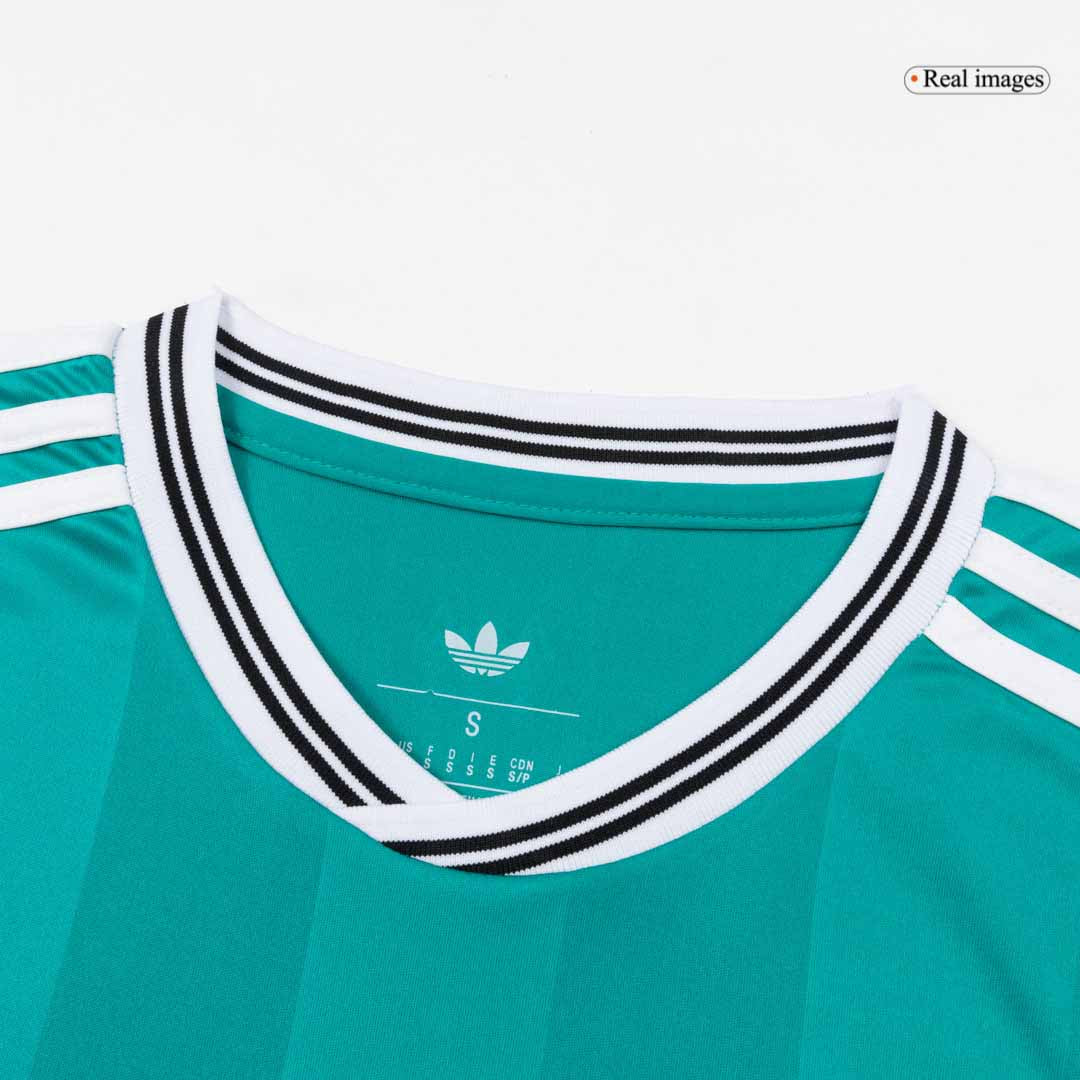 Liverpool třetí fotbalový dres 2025/26