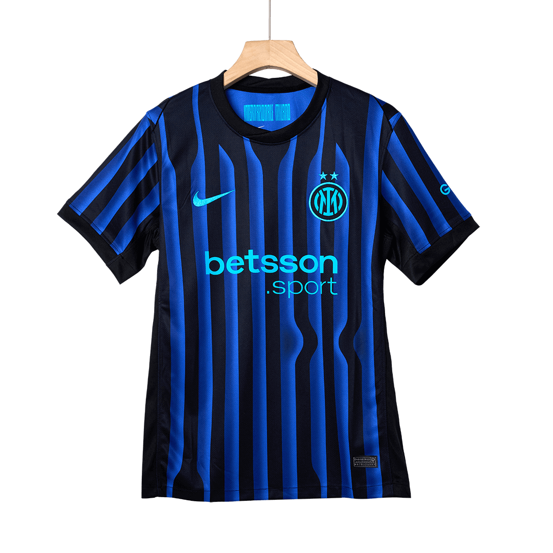 Inter Milán domácí fotbalový dres 2025/26 PAVARD #28