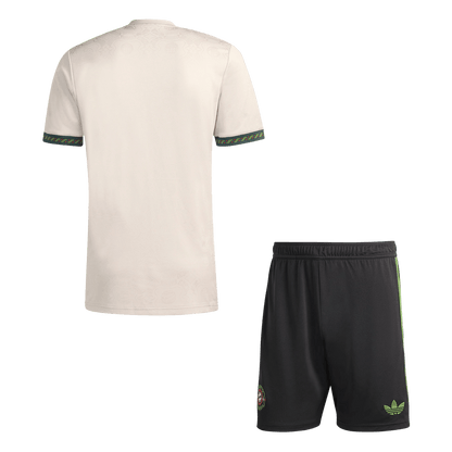 FC Bayern Mnichov Oktoberfest sada dresů 2025/26