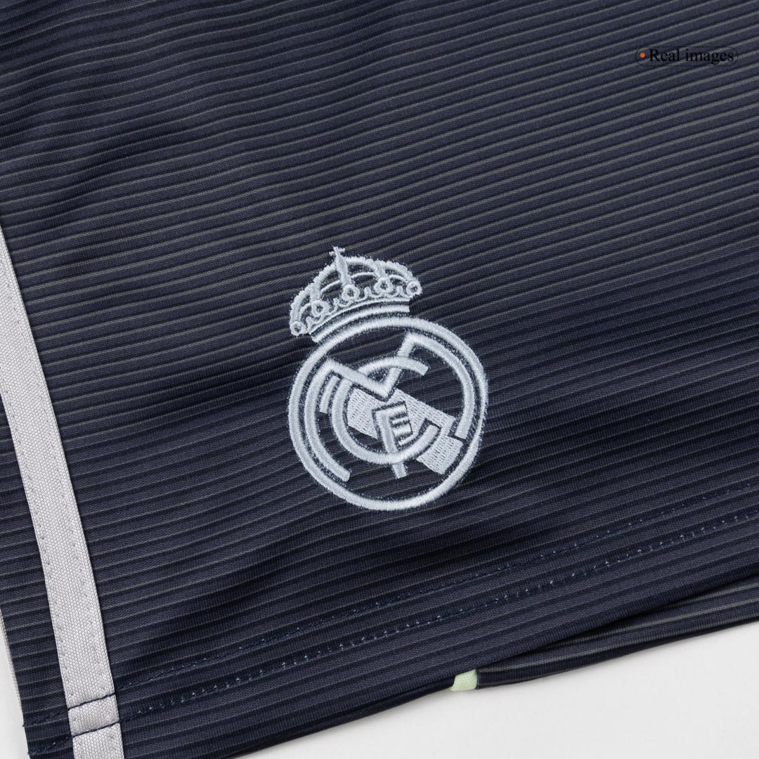 Real Madrid dětská venkovní kompletní sada 2025/26