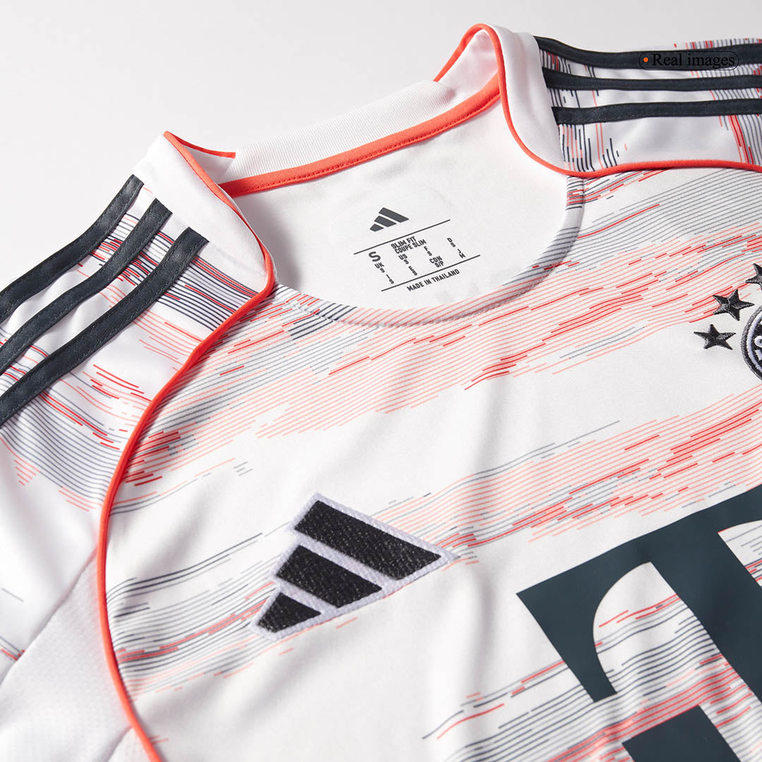 Bayern Mnichov venkovní fotbalový dres 2025/26 UPAMECANO #2