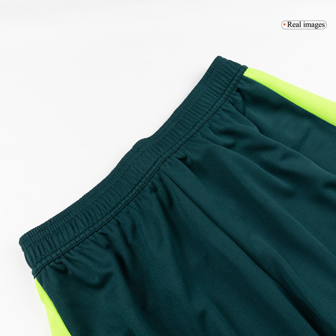 Manchester City čtvrtá sada dresu 2025/26