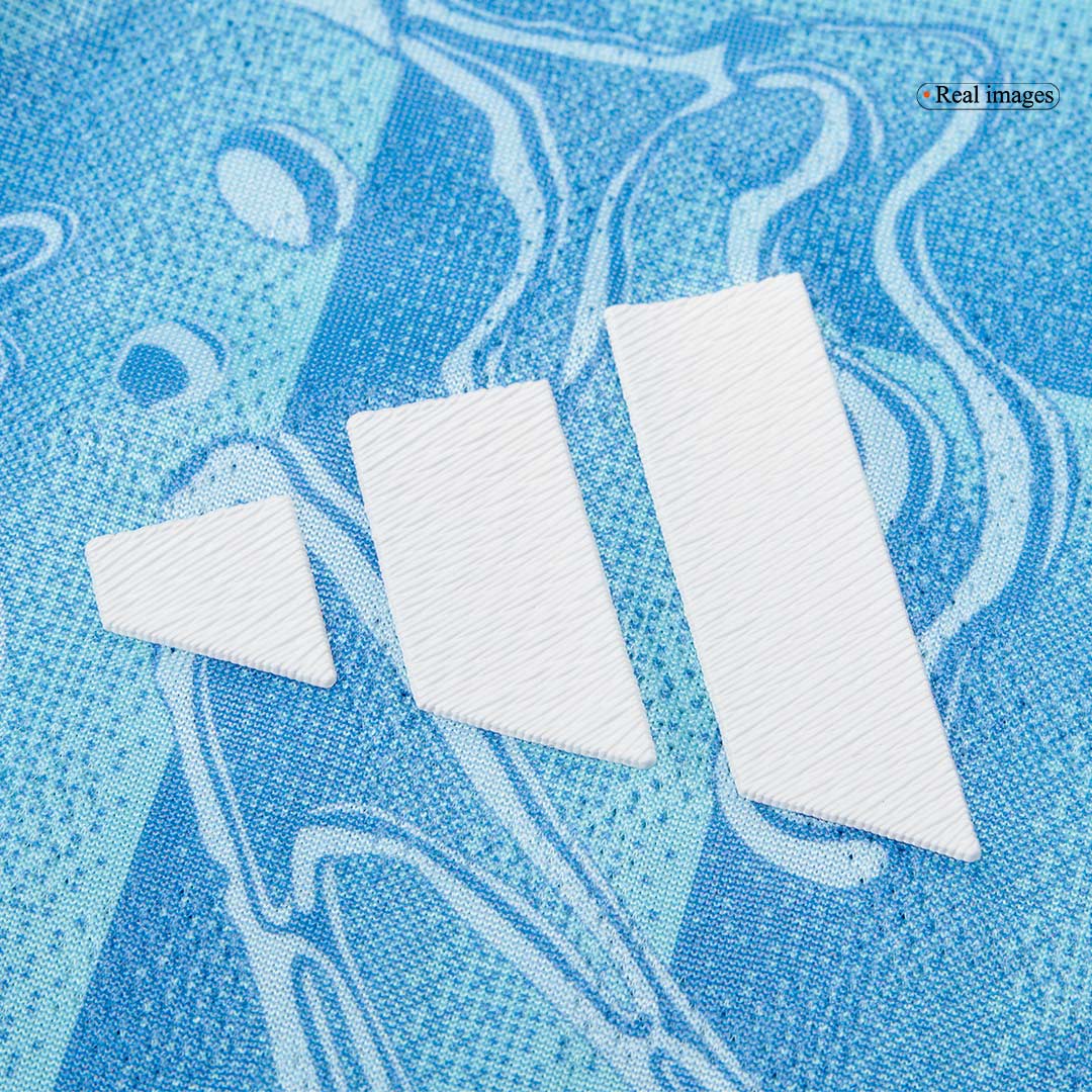 Juventus venkovní dres 2025/26 hráčská verze KALULU #15