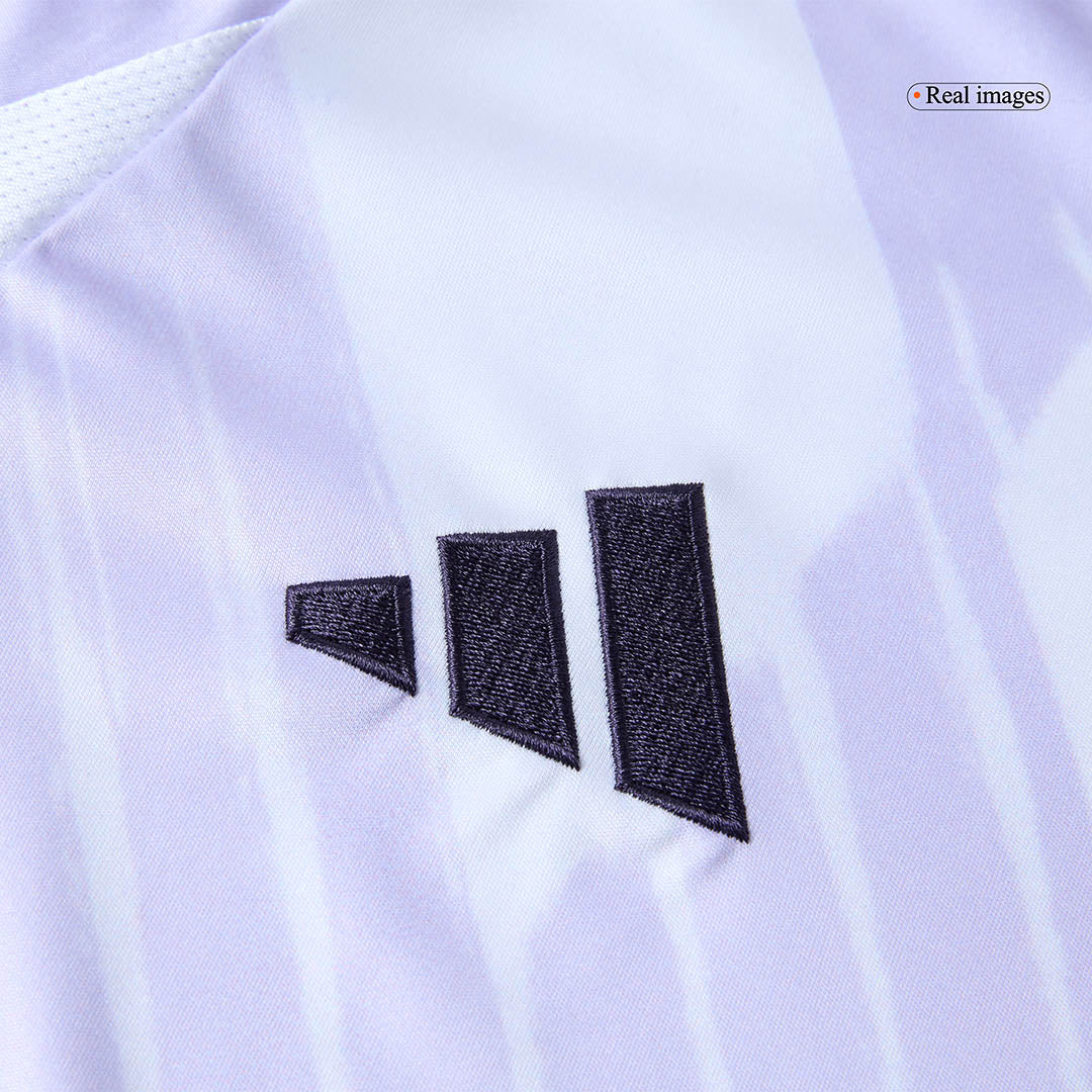 Manchester United venkovní fotbalový dres 2025/26 MOUNT #7