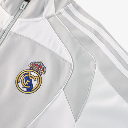 Real Madrid sada bundy 2025/26 šedá