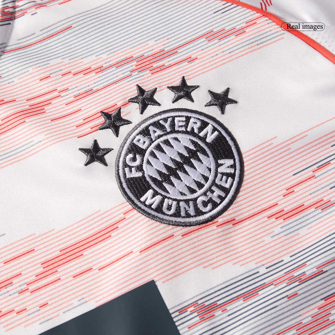 Bayern Mnichov venkovní fotbalový dres 2025/26 UPAMECANO #2