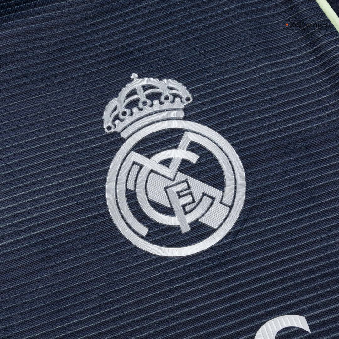 Real Madrid venkovní fotbalový dres 2025/26 hráčská verze CAMAVINGA #6