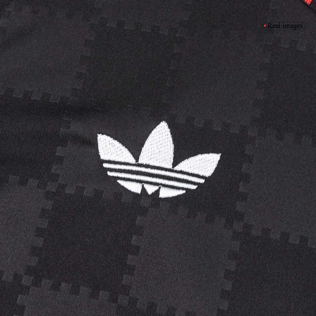 Bayern Mnichov třetí kompletní sada 2025/26