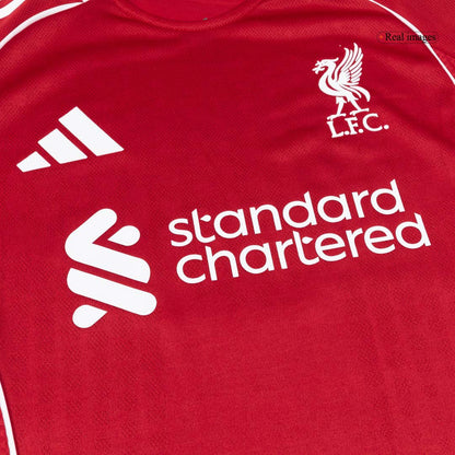 Liverpool domácí dres 2025/26 hráčská verze ISAK #9