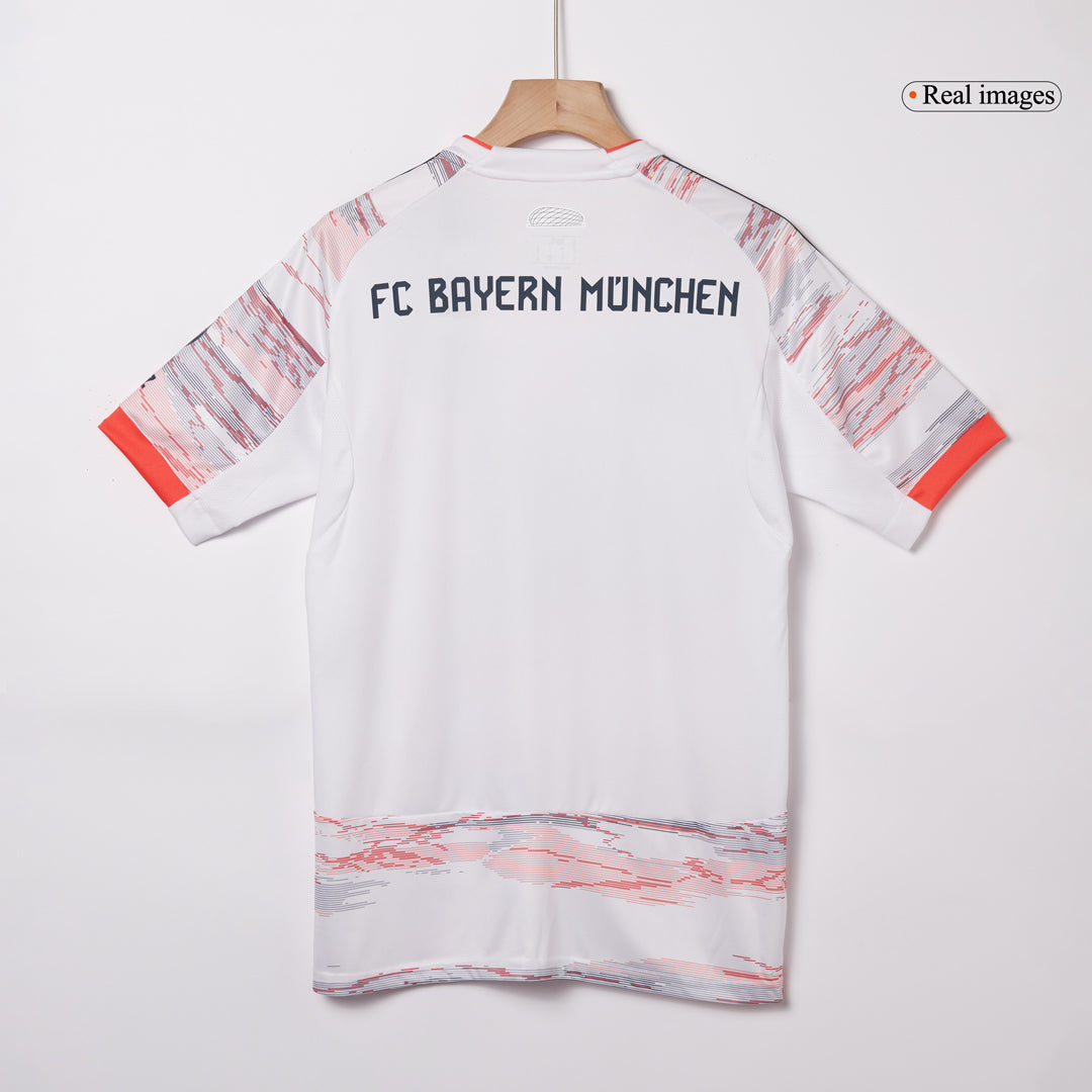 Bayern Mnichov venkovní fotbalový dres 2025/26 UPAMECANO #2