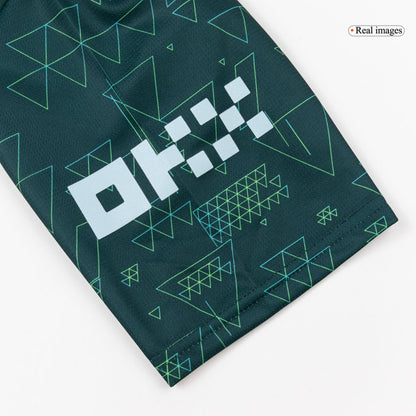 Manchester City čtvrtá sada dresu 2025/26