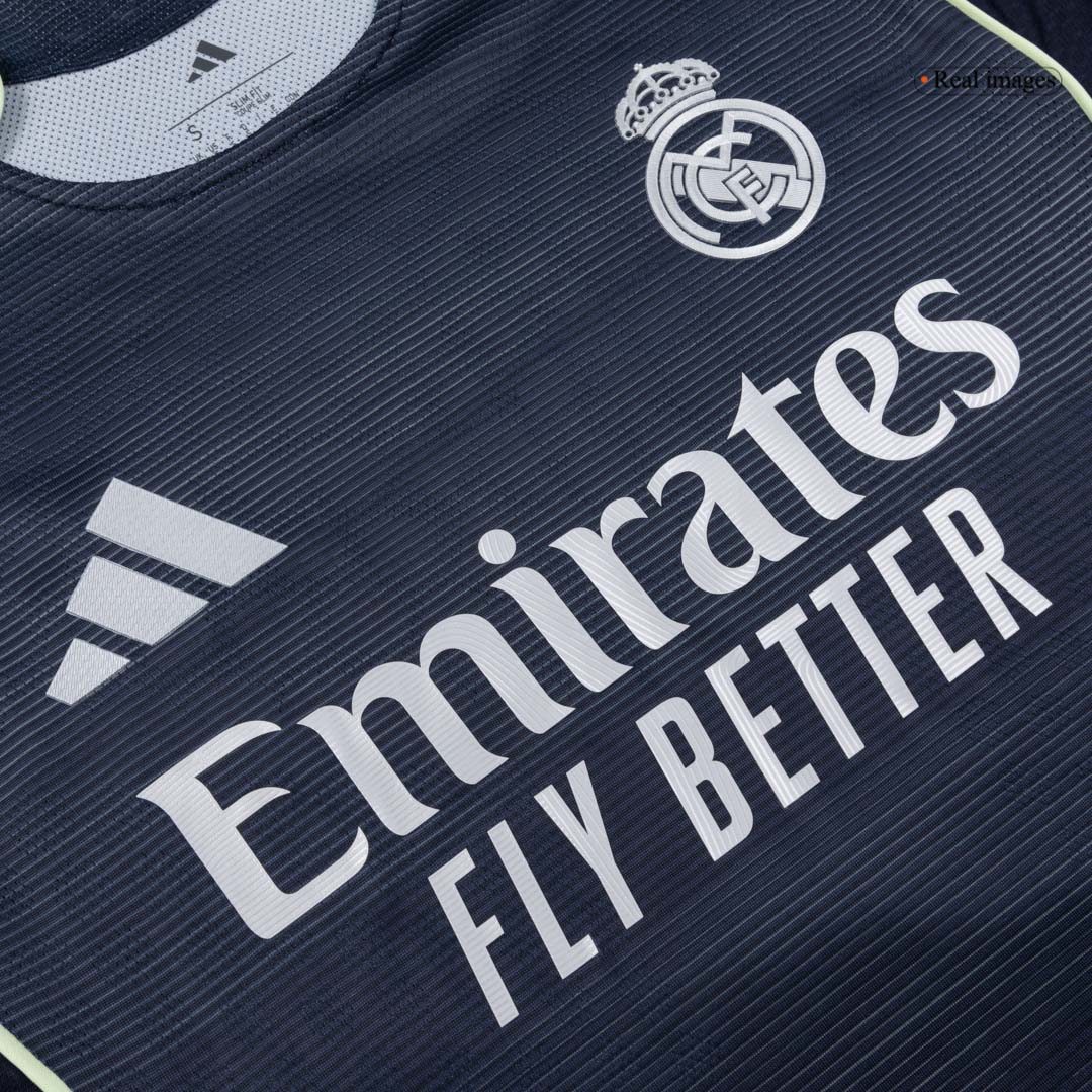 Real Madrid venkovní fotbalový dres 2025/26 hráčská verze ARDA GÜLER #15