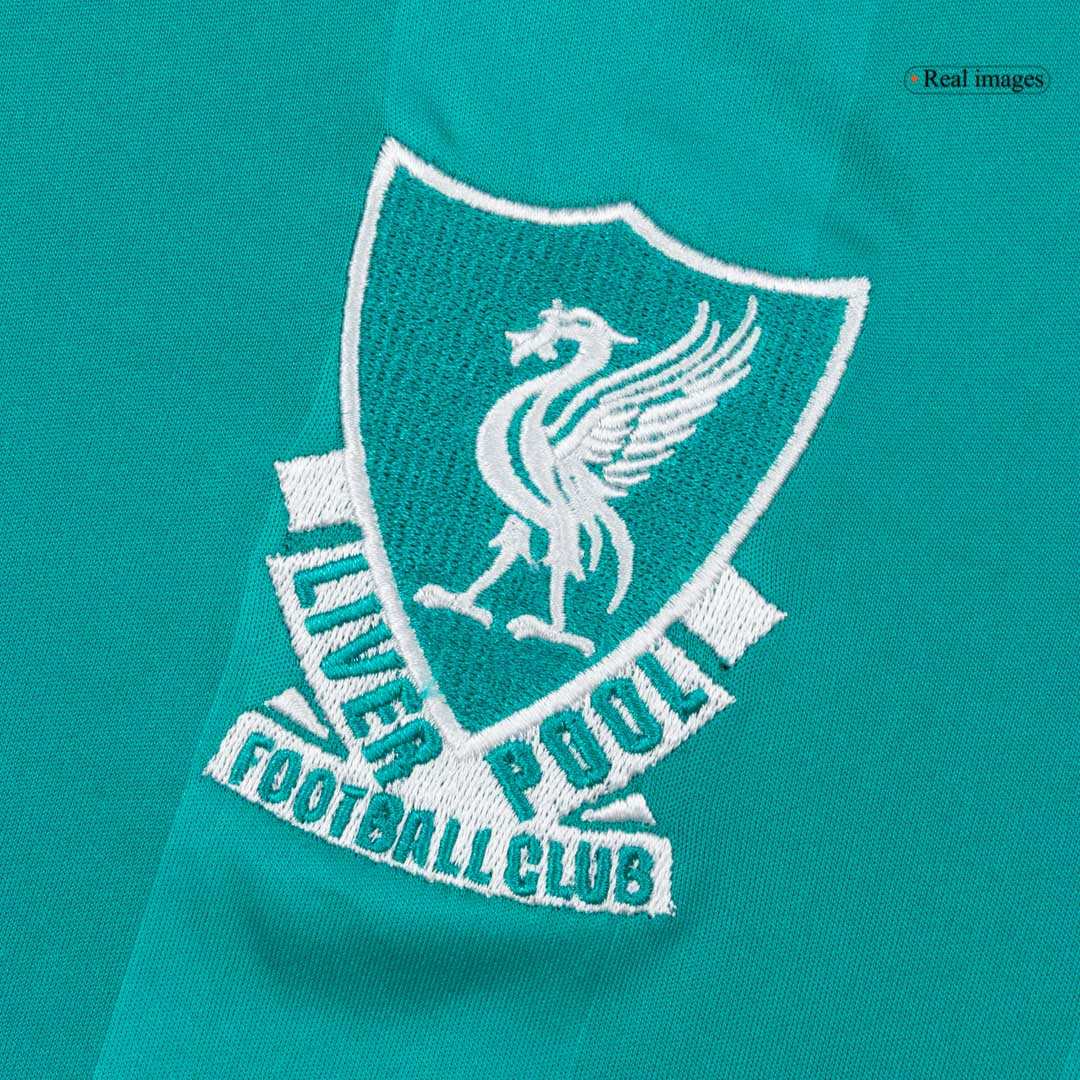 Liverpool třetí sada dresu 2025/26