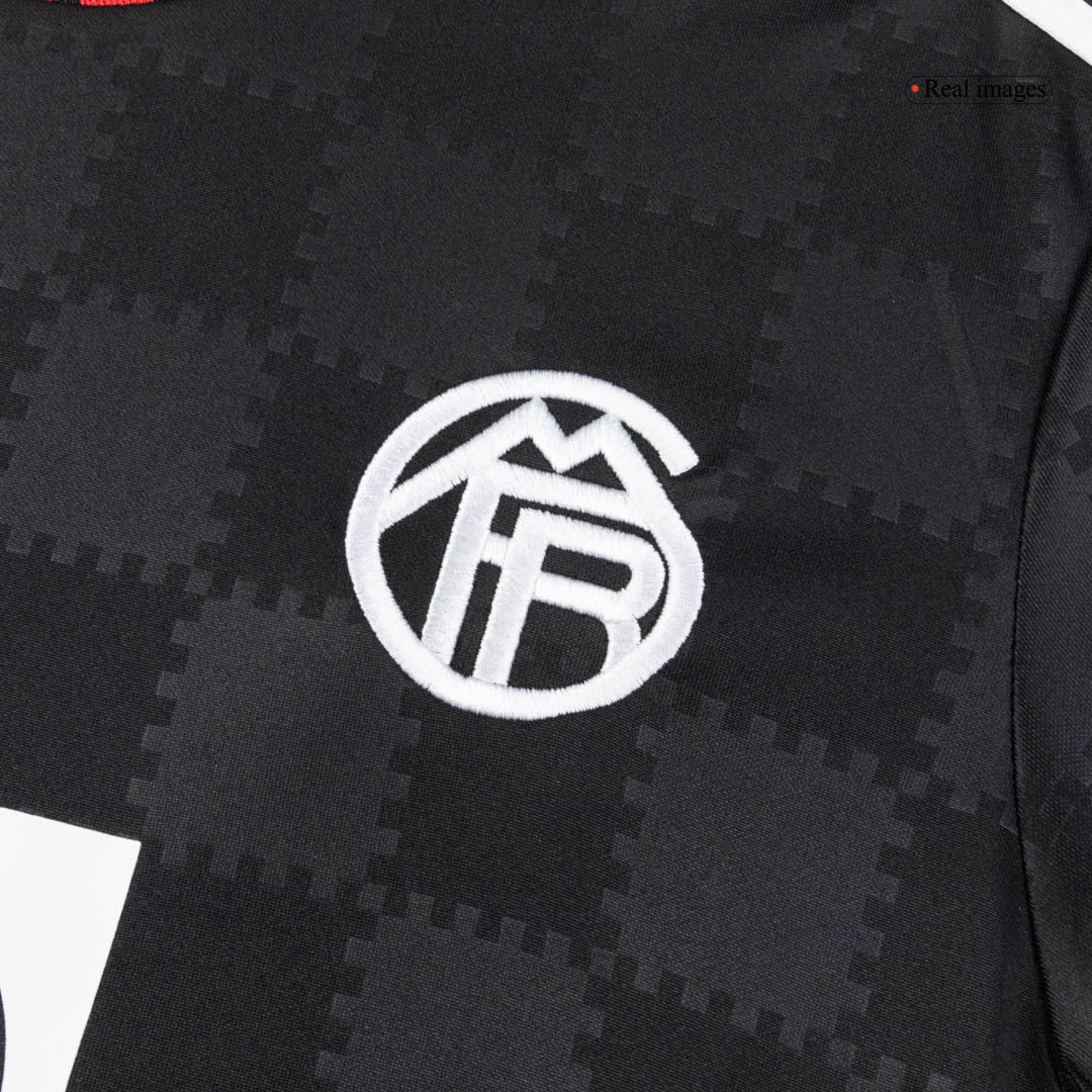 Bayern Mnichov třetí fotbalový dres 2025/26 KIMMICH #6