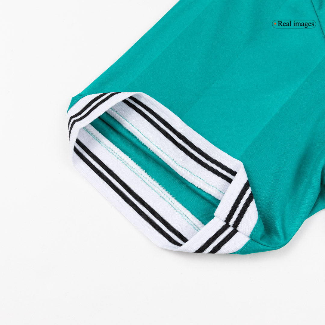 Liverpool třetí fotbalový dres 2025/26 ISAK #9