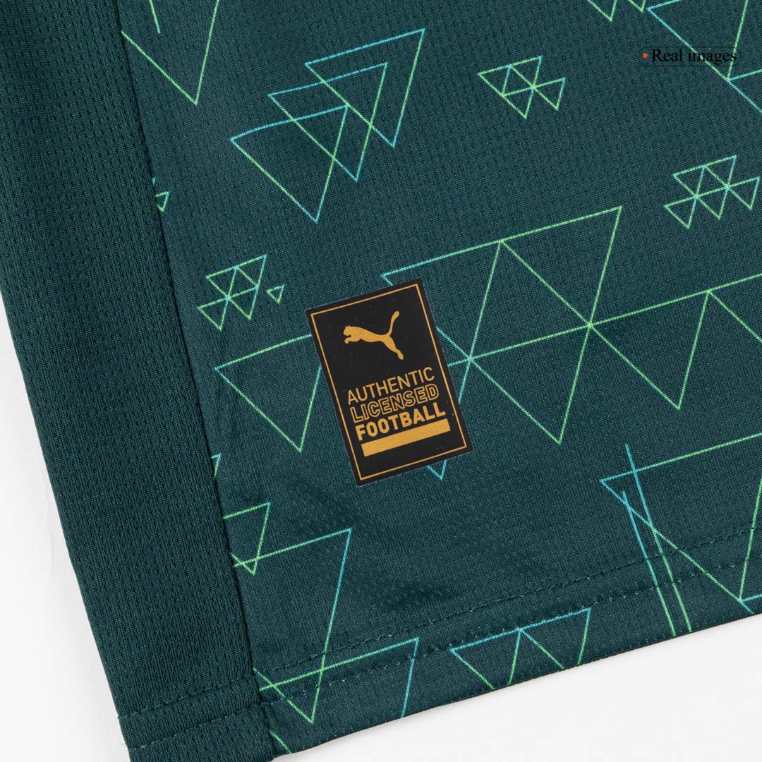 Manchester City čtvrtá sada dresu 2025/26