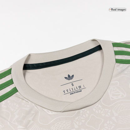 FC Bayern Mnichov Oktoberfest sada dresů 2025/26