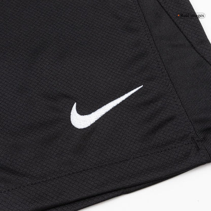 Chelsea třetí kompletní sada 2025/26